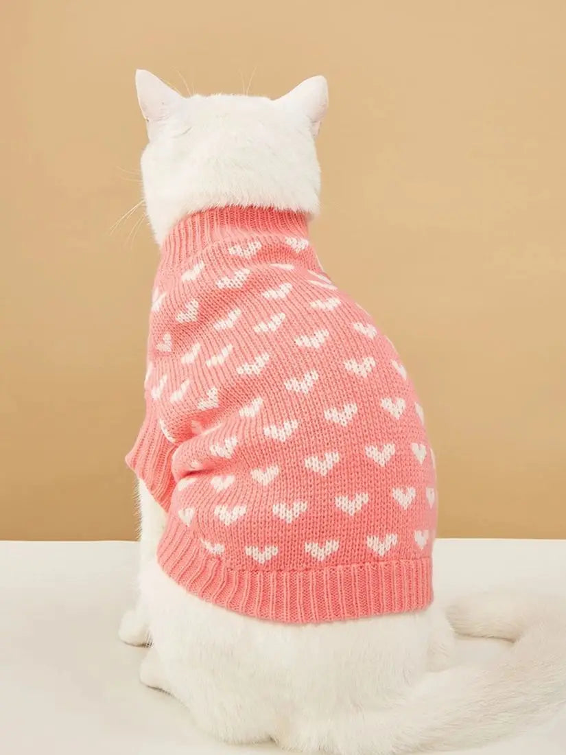 Heart Graphic Cat Sweater - Soft Warm Hoodie for Autumn & Winter